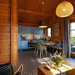 Kuestenhaus Silbermoewe بيت للعطل *